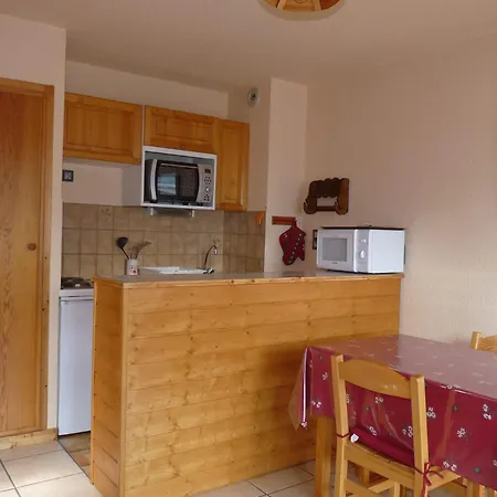 Daire Le Centre - Pour 4 Personnes Mae-3340 *